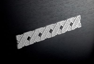 200
